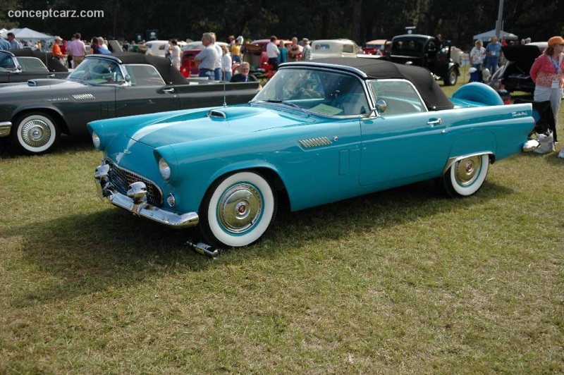 1956 Ford Thunderbird