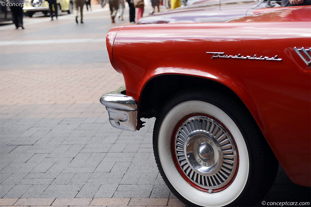 1957 Ford Thunderbird