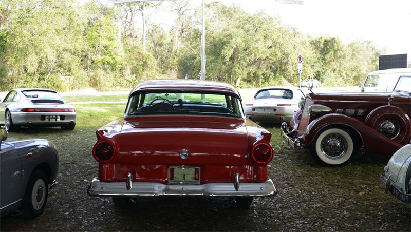 1957 Ford Custom Series