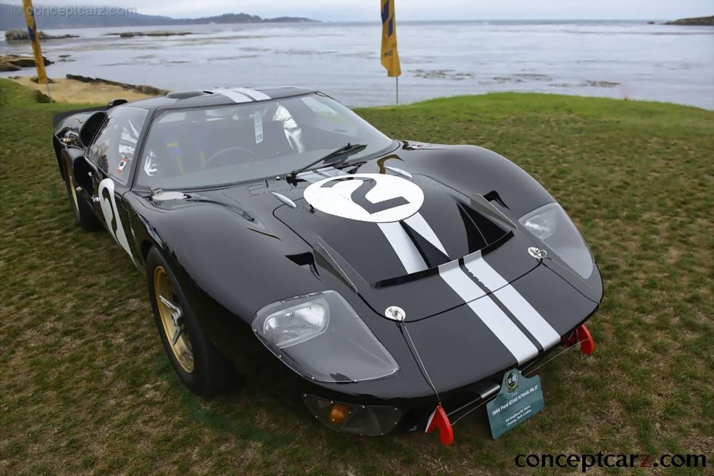 1966 No.2 Ford GT40 MKII-A P/1046 — Shoot for Details