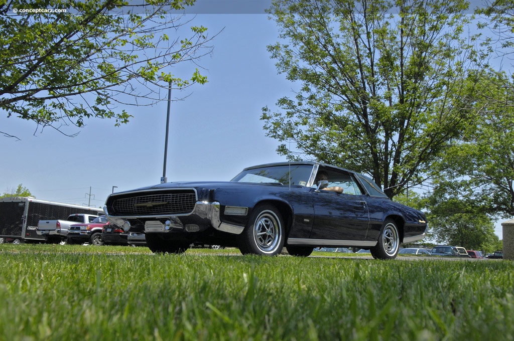 1967 Ford Thunderbird