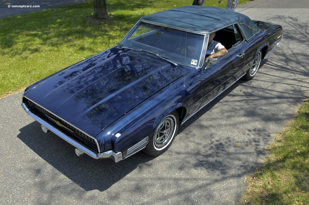 1967 Ford Thunderbird