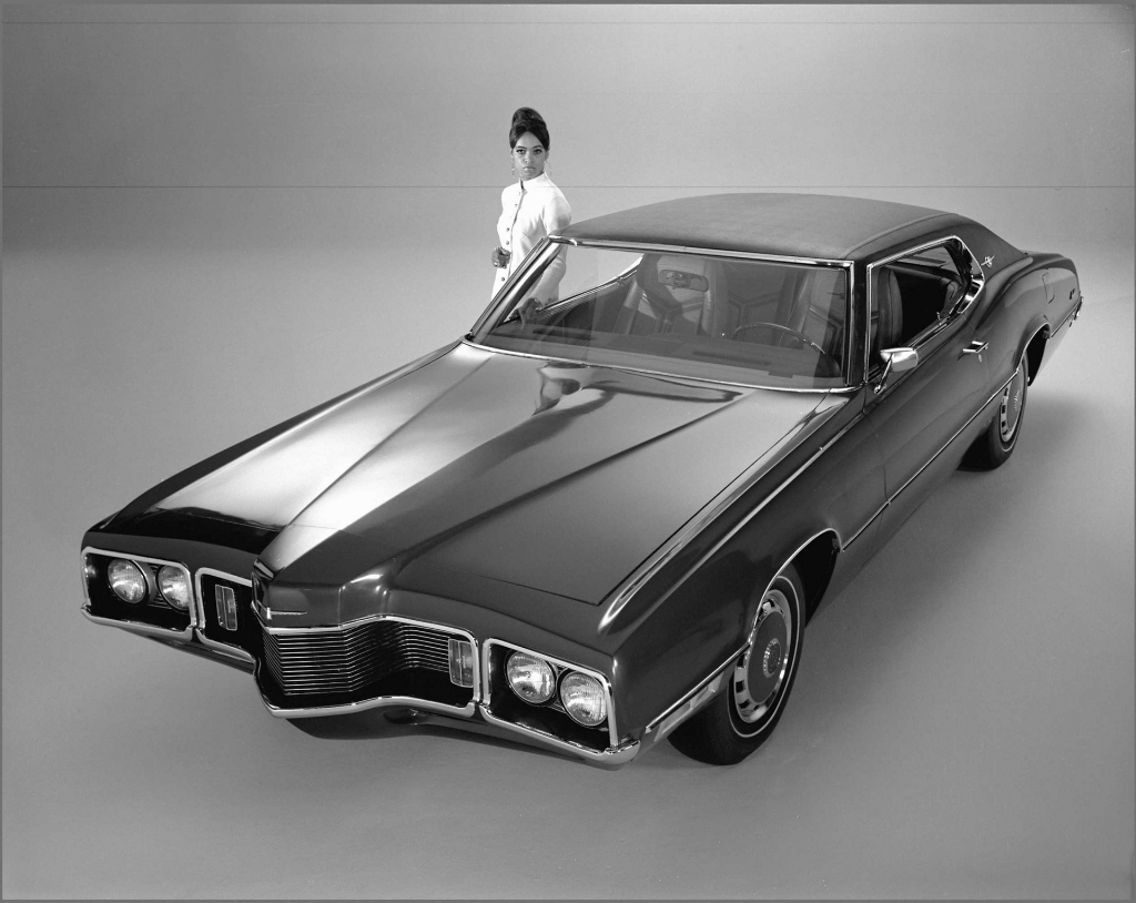 1970 Ford Thunderbird