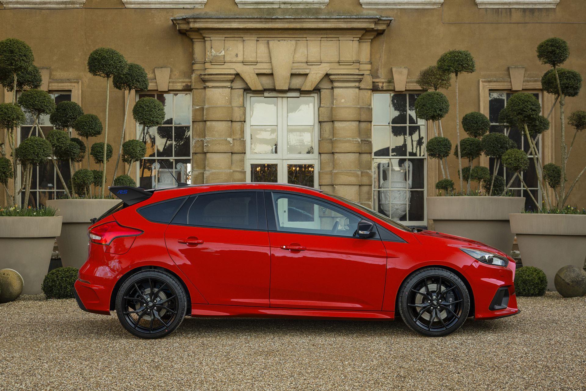 2018 Ford Focus RS Red Edition