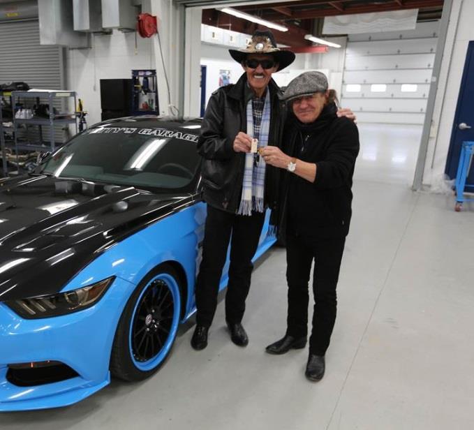 2015 Ford Pettys Garage Mustang