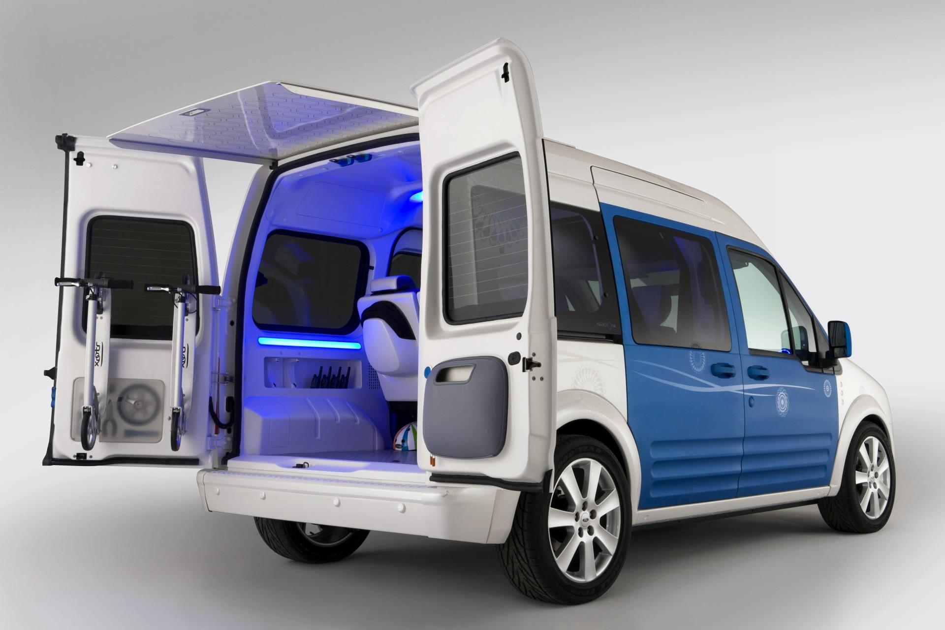 2010 Ford Transit Connect Family One Concept