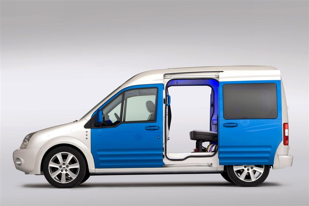 2010 Ford Transit Connect Family One Concept