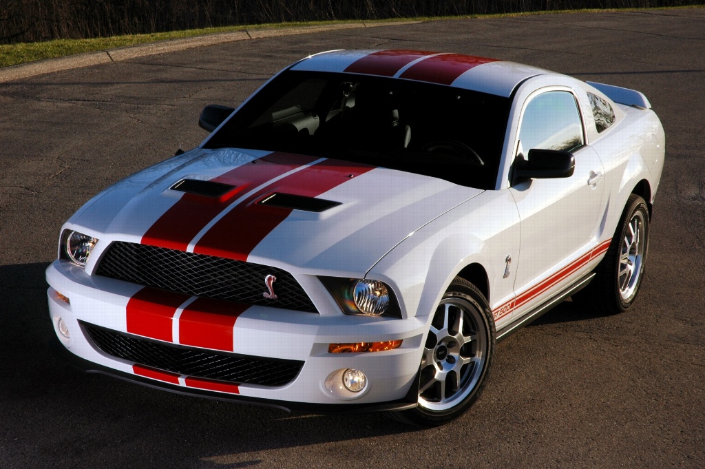 2007 Shelby Mustang GT500 Red Stripe