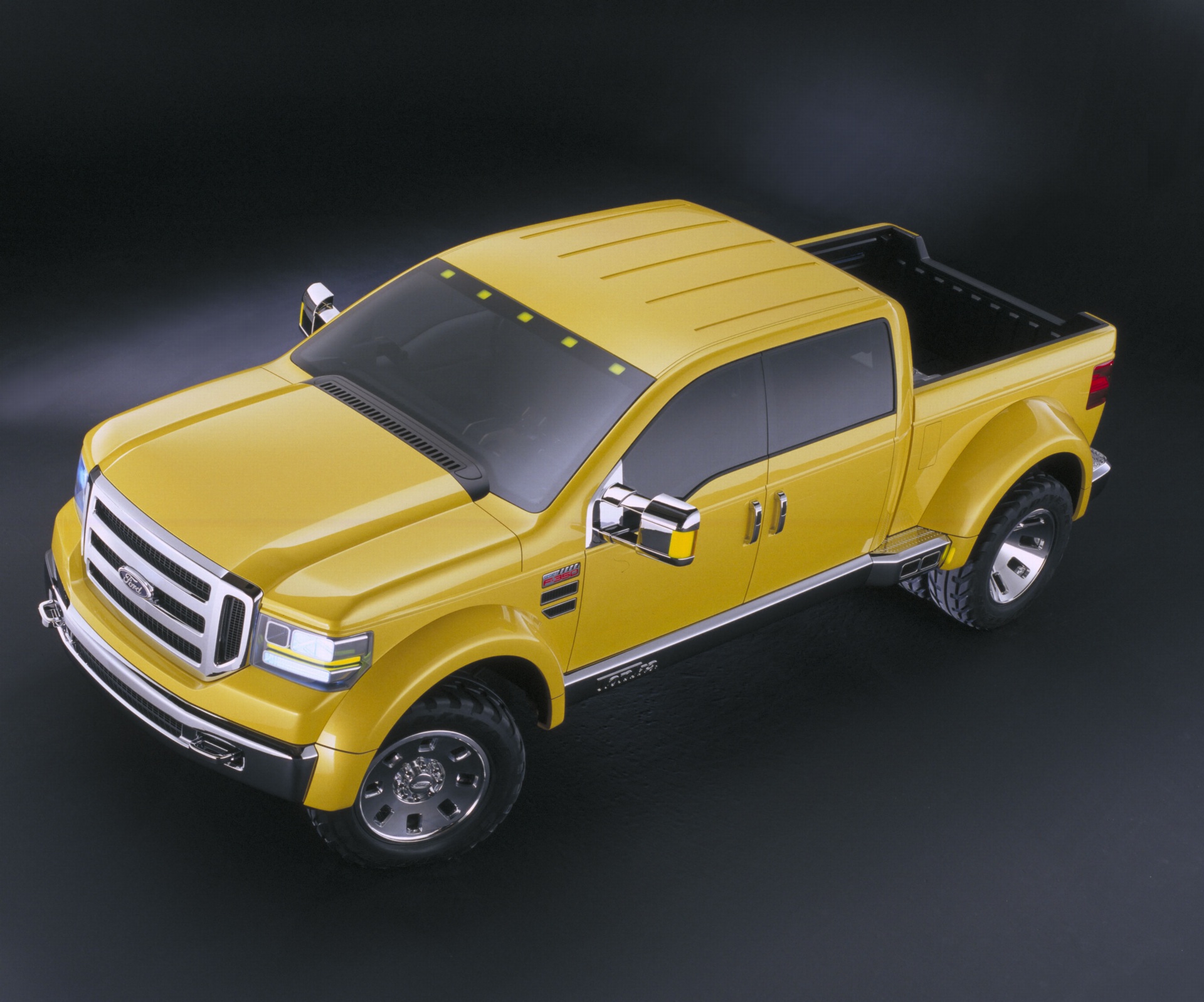 2002 Ford F-350 Tonka Concept