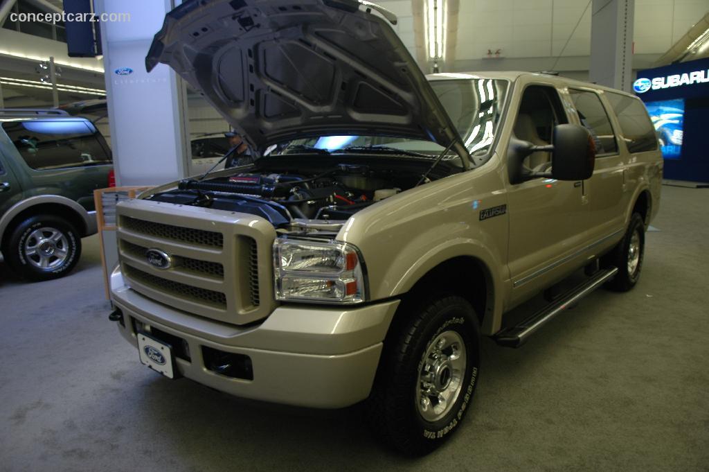 2005 Ford Excursion Image