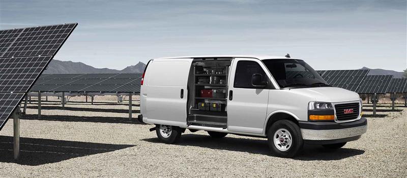 2017 GMC Savana Cargo Van