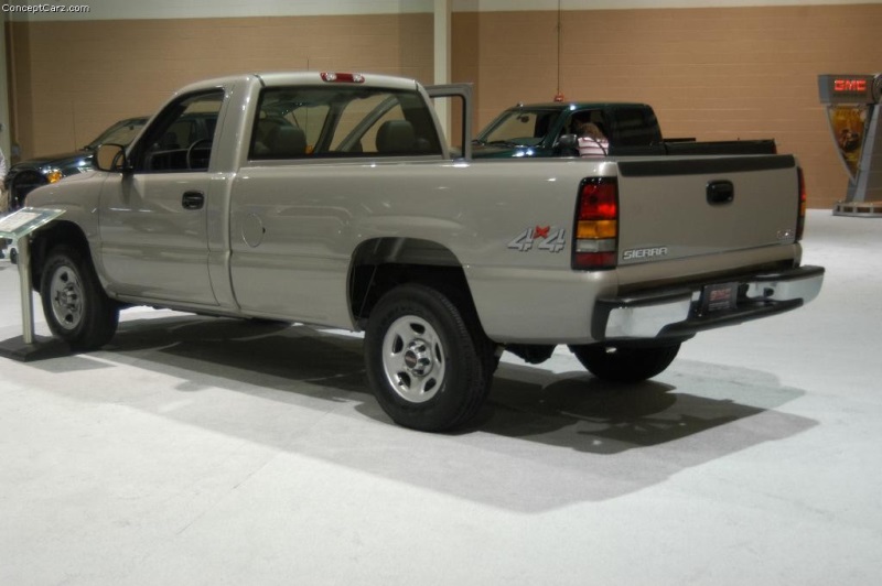 2004 GMC Sierra