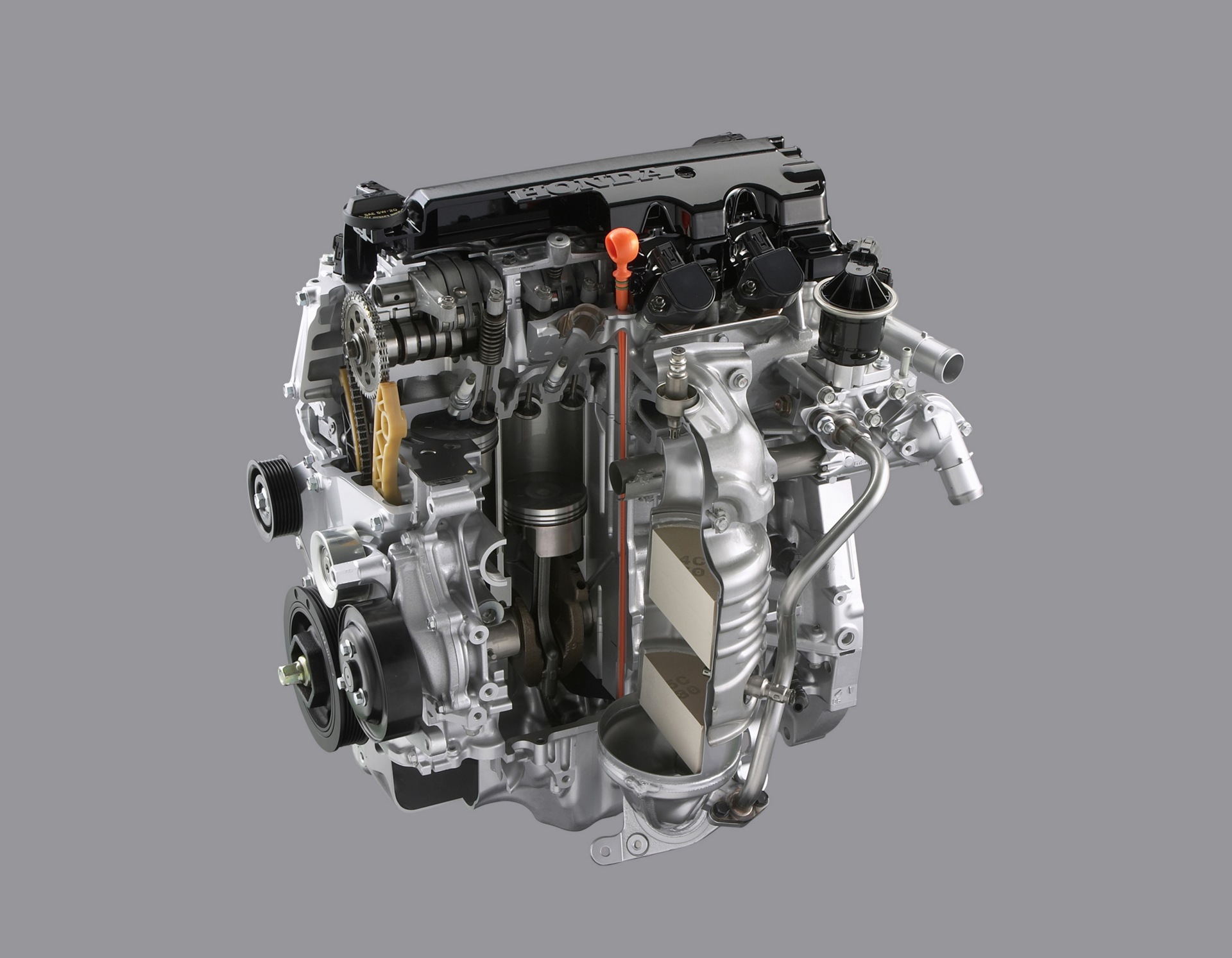 Двигатели автомобиля хонда. Honda 2008 r18a1. Хонда Цивик 2008 1.8 двигатель. Мотор Хонда Цивик гибрид 2008. Мотор Хонда Сивик гибрид.