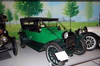 1914 Hupmobile Model 32