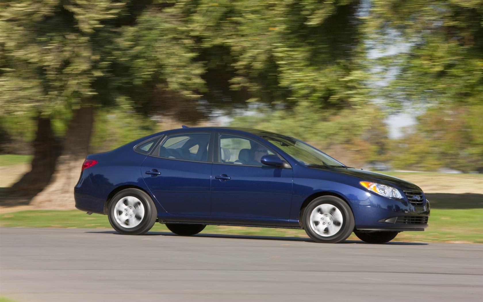 2010 Hyundai Elantra Blue