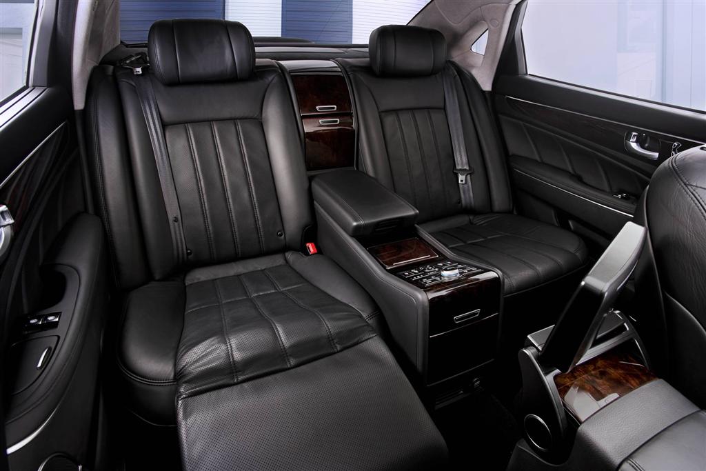 2013 Hyundai Equus