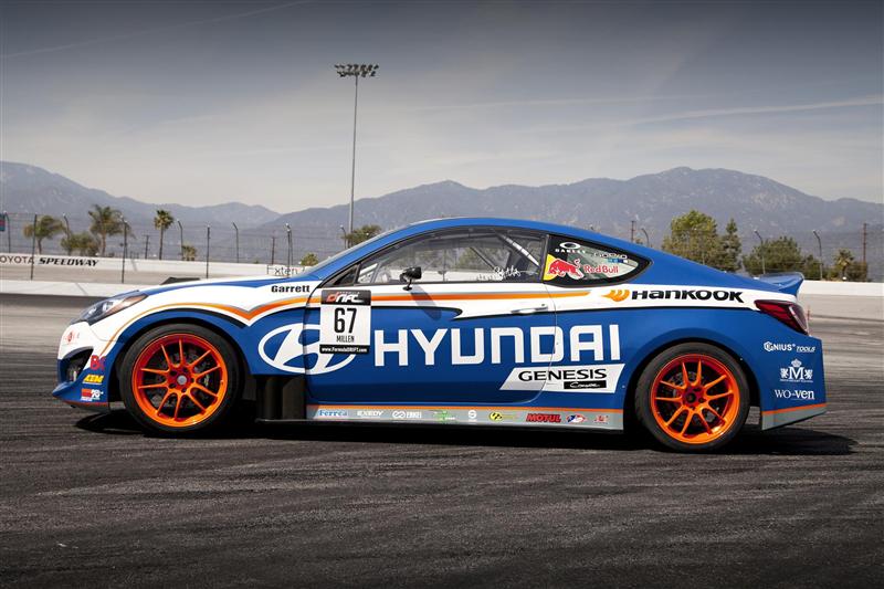 2012 Hyundai Genesis Rhys Millen Racing