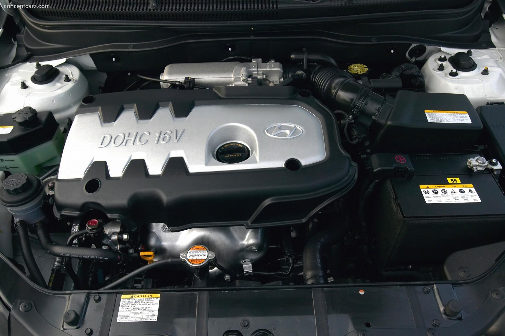Какой двигатель на акценте. Двигатель Hyundai Accent. Мотор акцент 1.6. Акцент двигатель 1.5. Двигатель Хендай акцент 1 и 2 в.