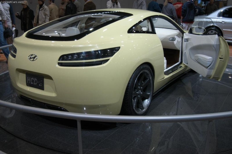 2004 Hyundai HCD8 Concept