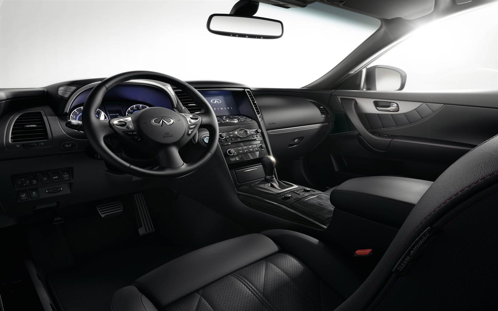 2015 Infiniti QX70