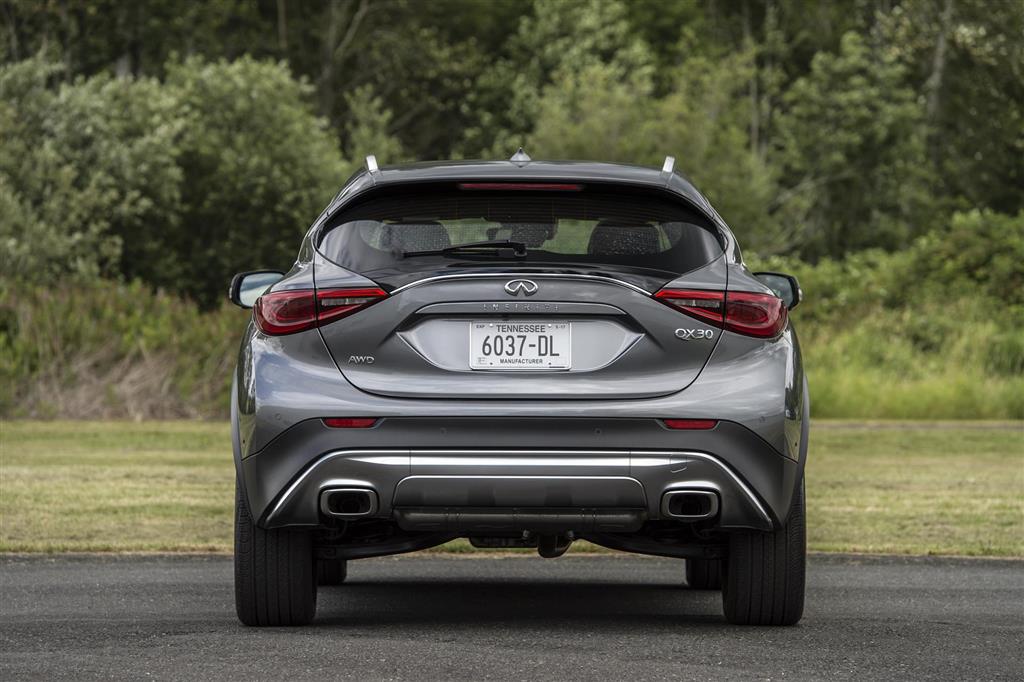 2017 Infiniti QX30