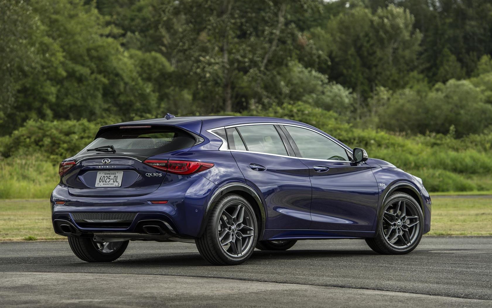 2017 Infiniti QX30