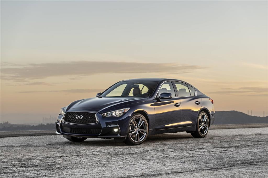 2021 Infiniti Q50 Signature Edition