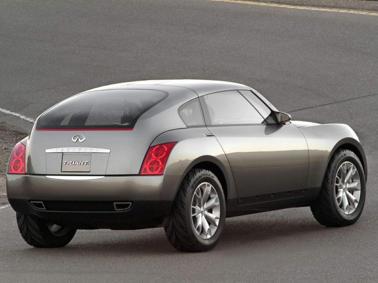 2003 Infiniti Triant Concept