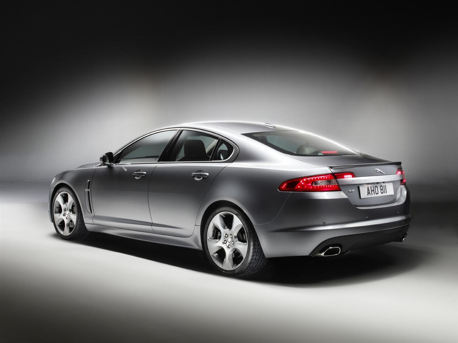 2010 Jaguar XF