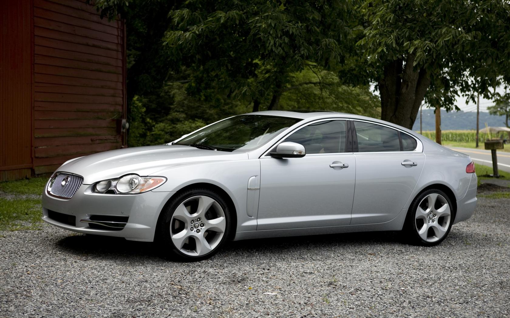 2011 Jaguar XF