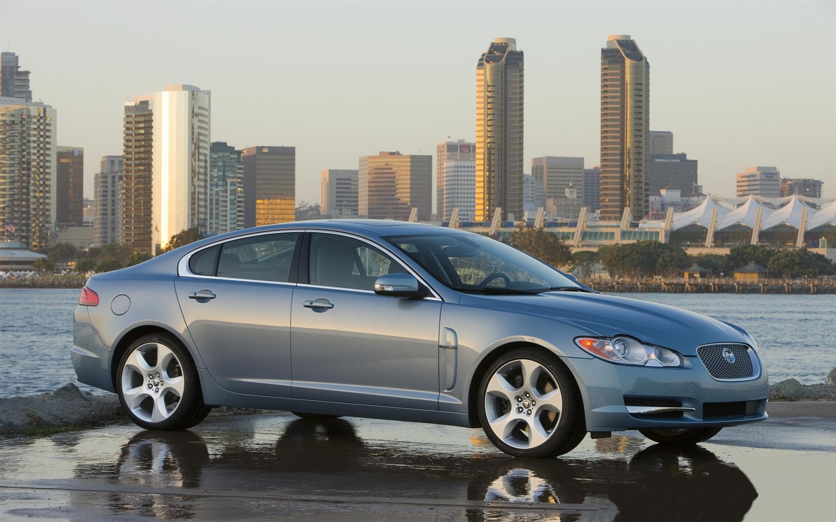 2011 Jaguar XF