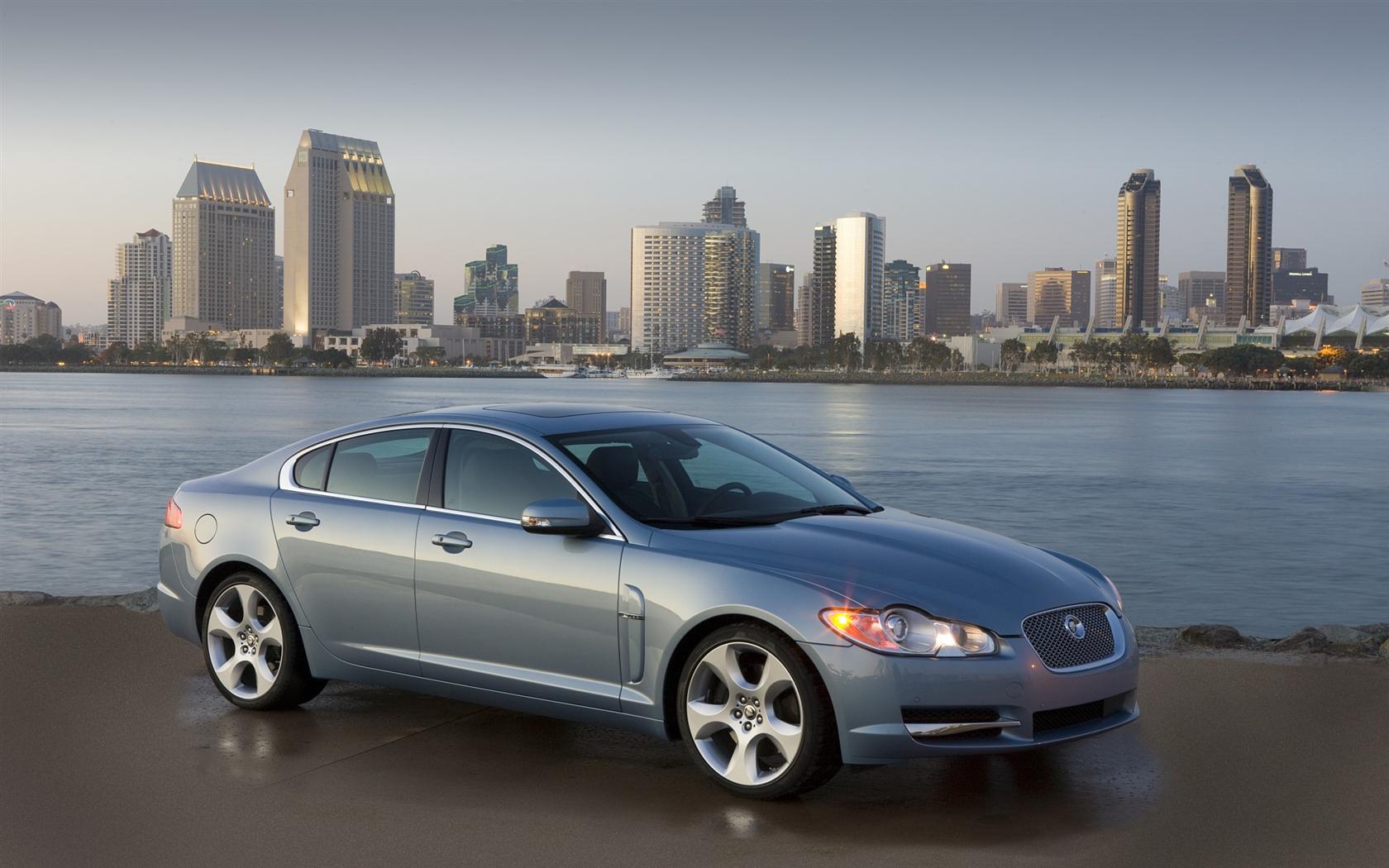 2011 Jaguar XF