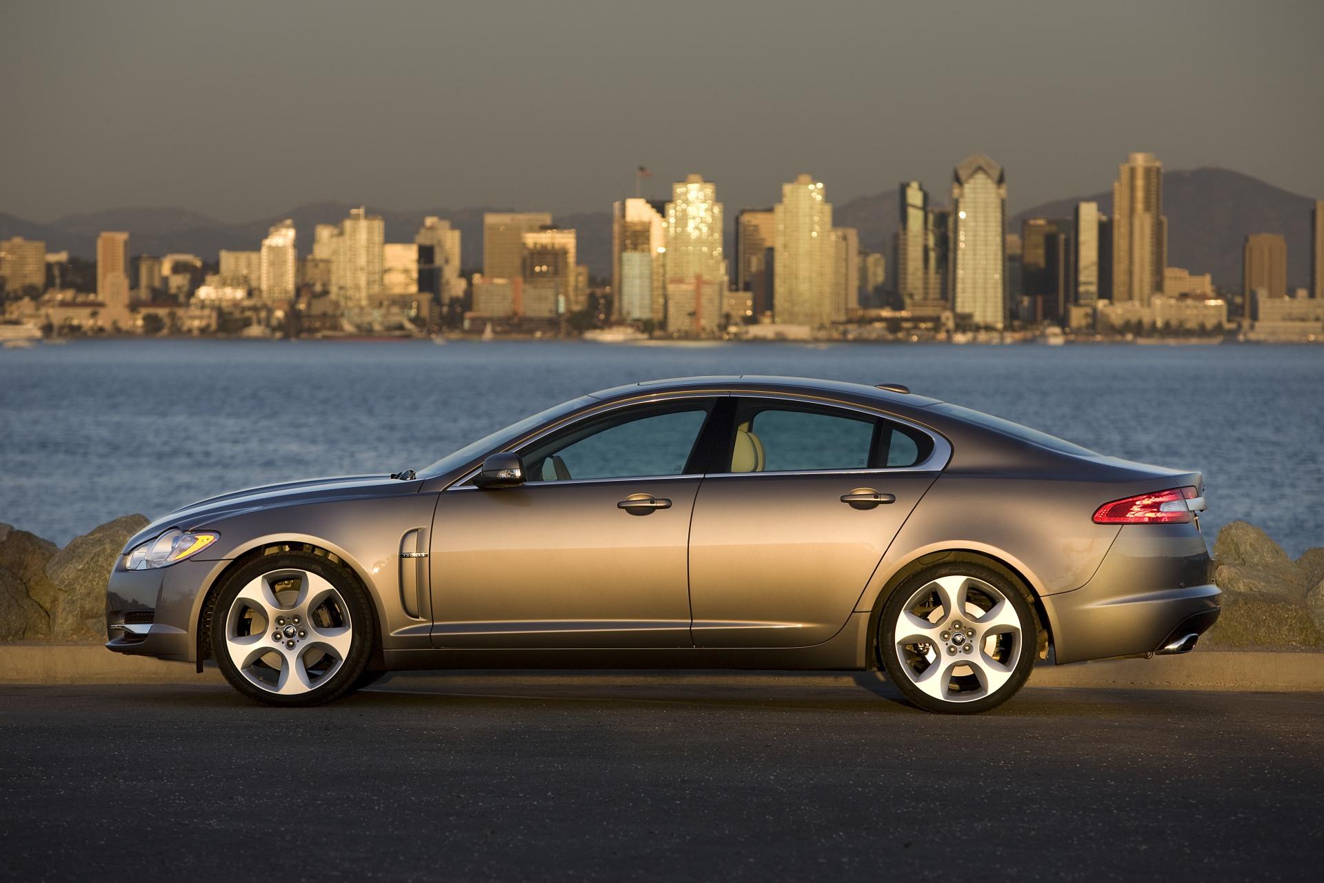 2011 Jaguar XF