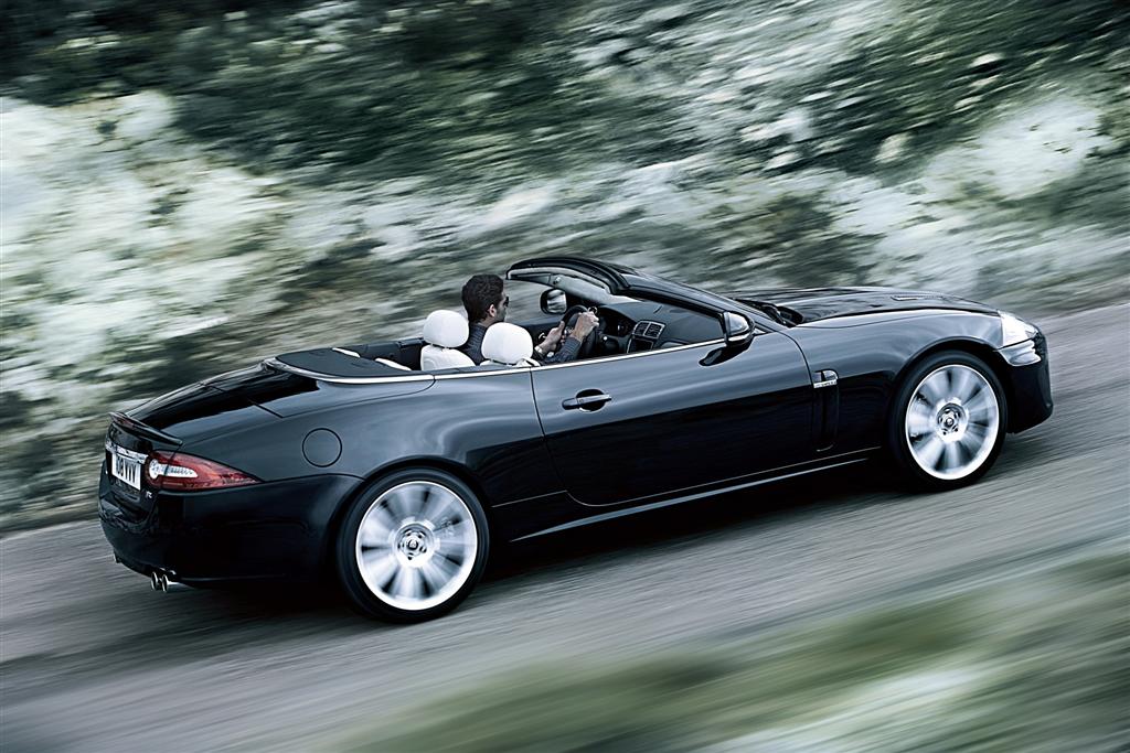2011 Jaguar XKR