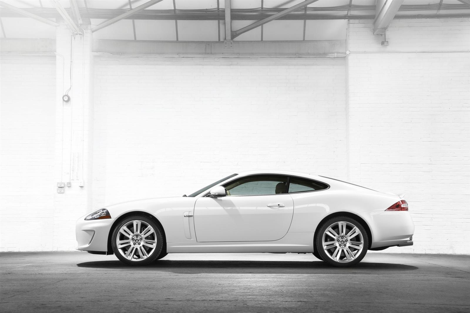 2011 Jaguar XKR