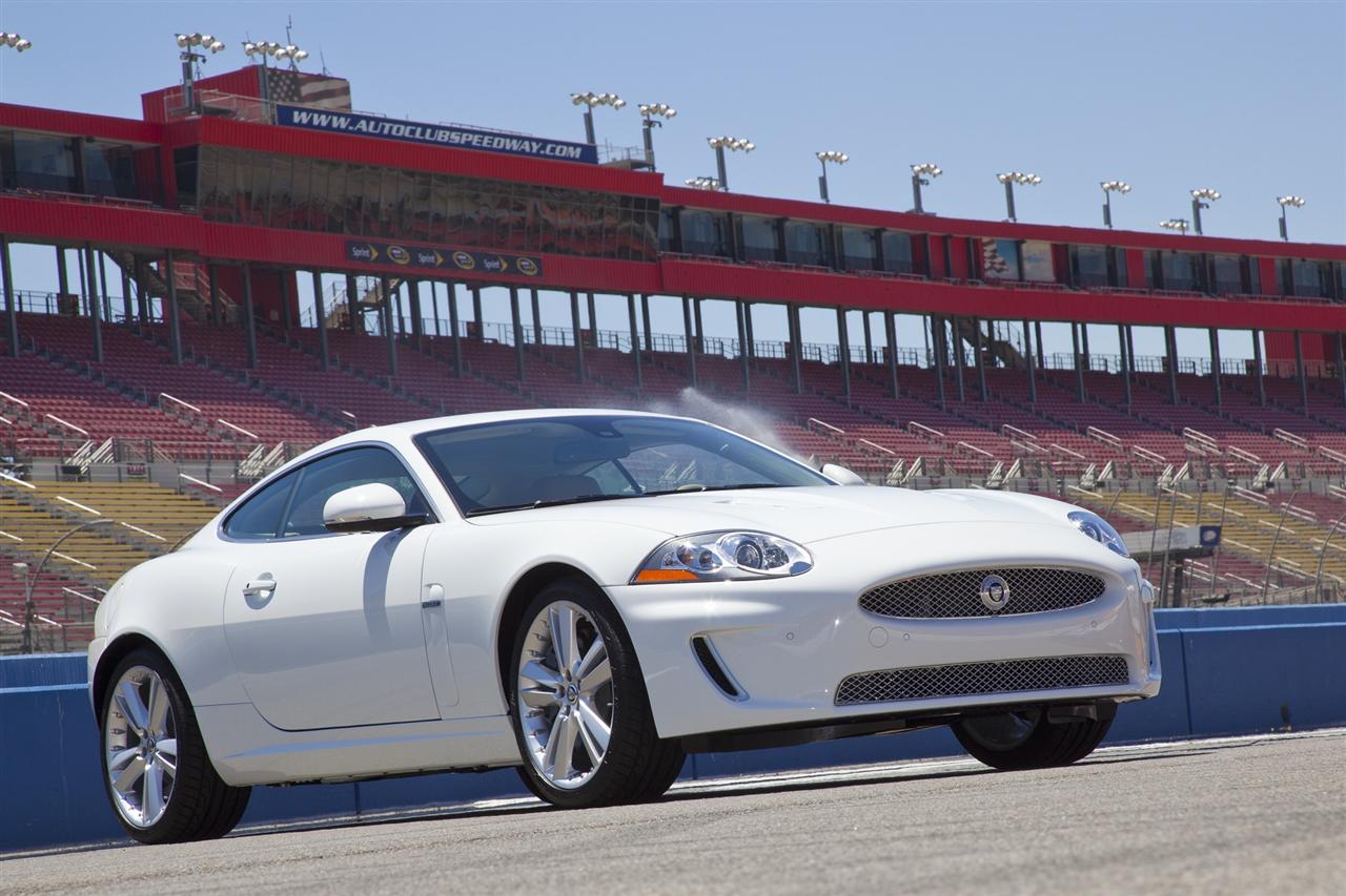 2011 Jaguar XKR