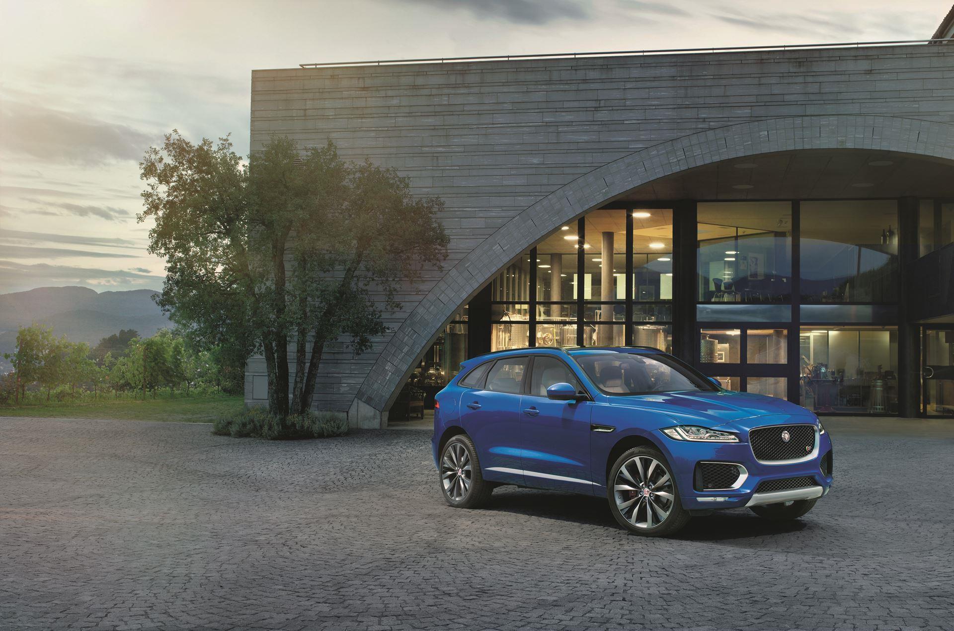 2018 Jaguar F-Pace