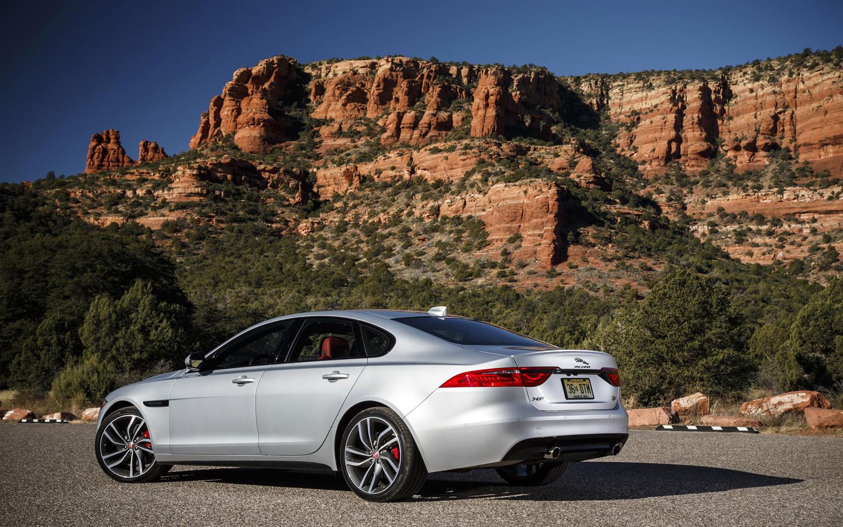 2018 Jaguar XF