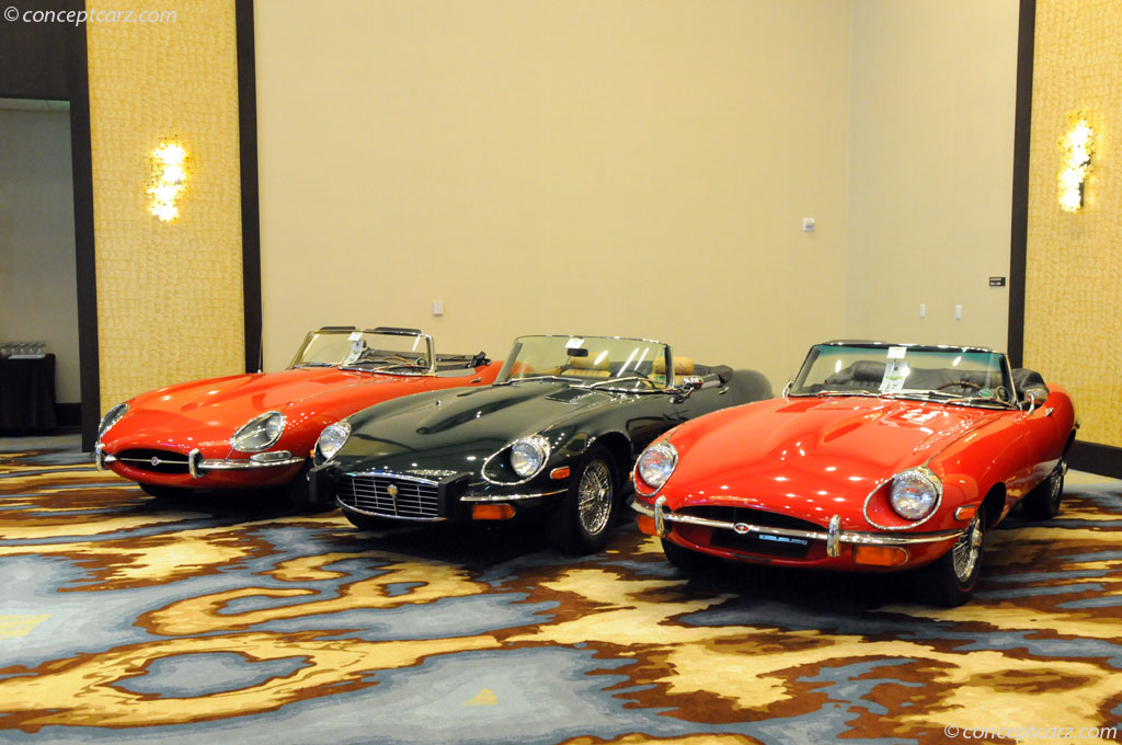 1969 Jaguar XKE E-Type background image