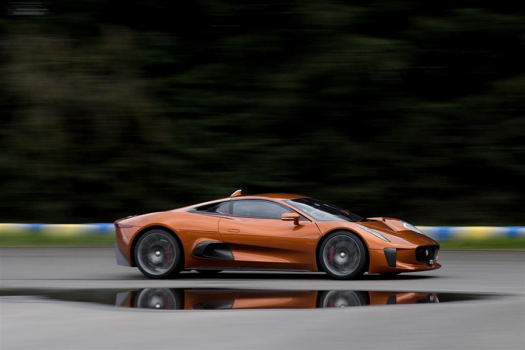 2015 Jaguar C-X75 Bond Concept