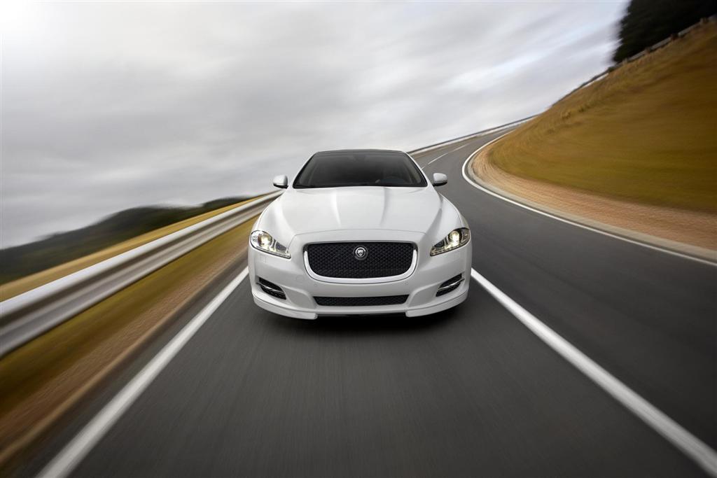 2012 Jaguar XJ Sport Pack