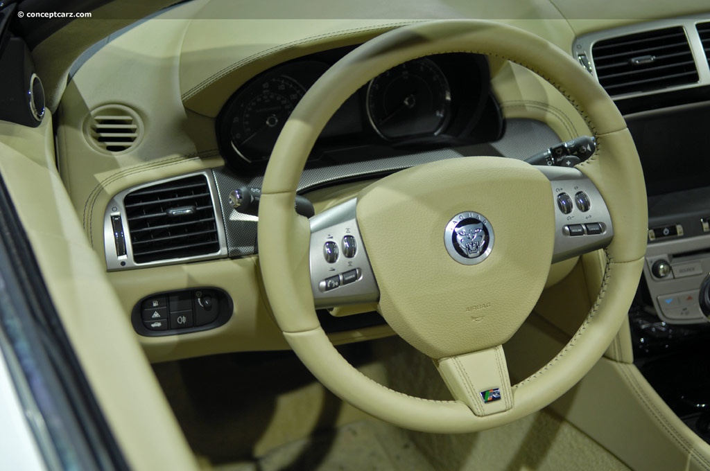 2010 Jaguar XKR