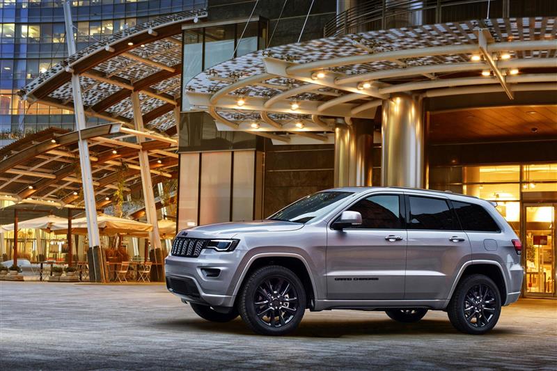 2017 Jeep Grand Cherokee Night Eagle