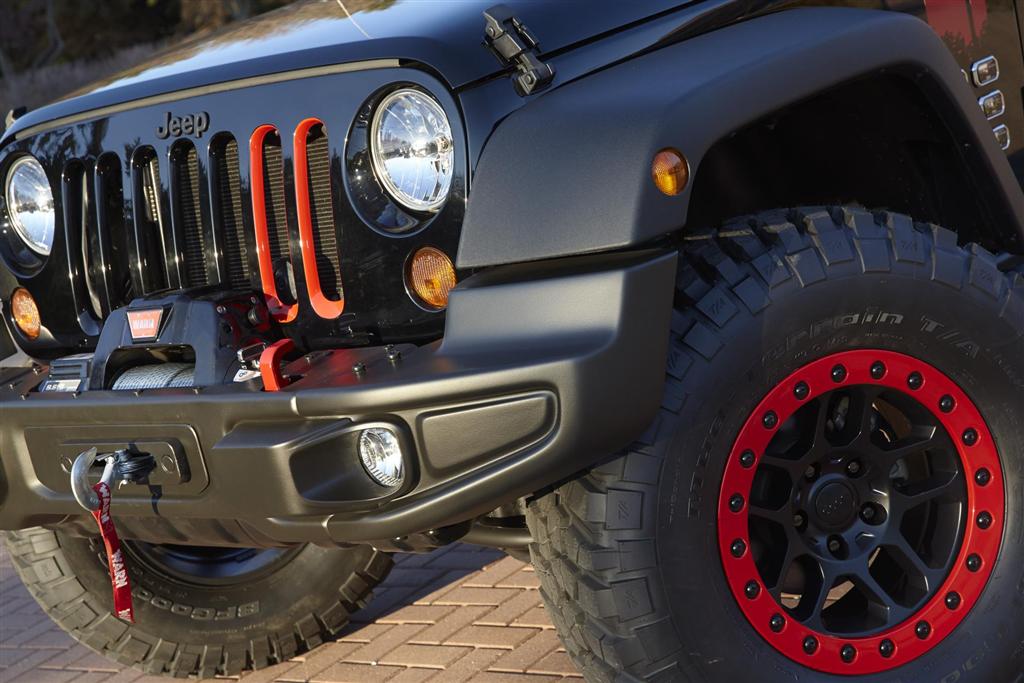 2014 Jeep Wrangler Level Red