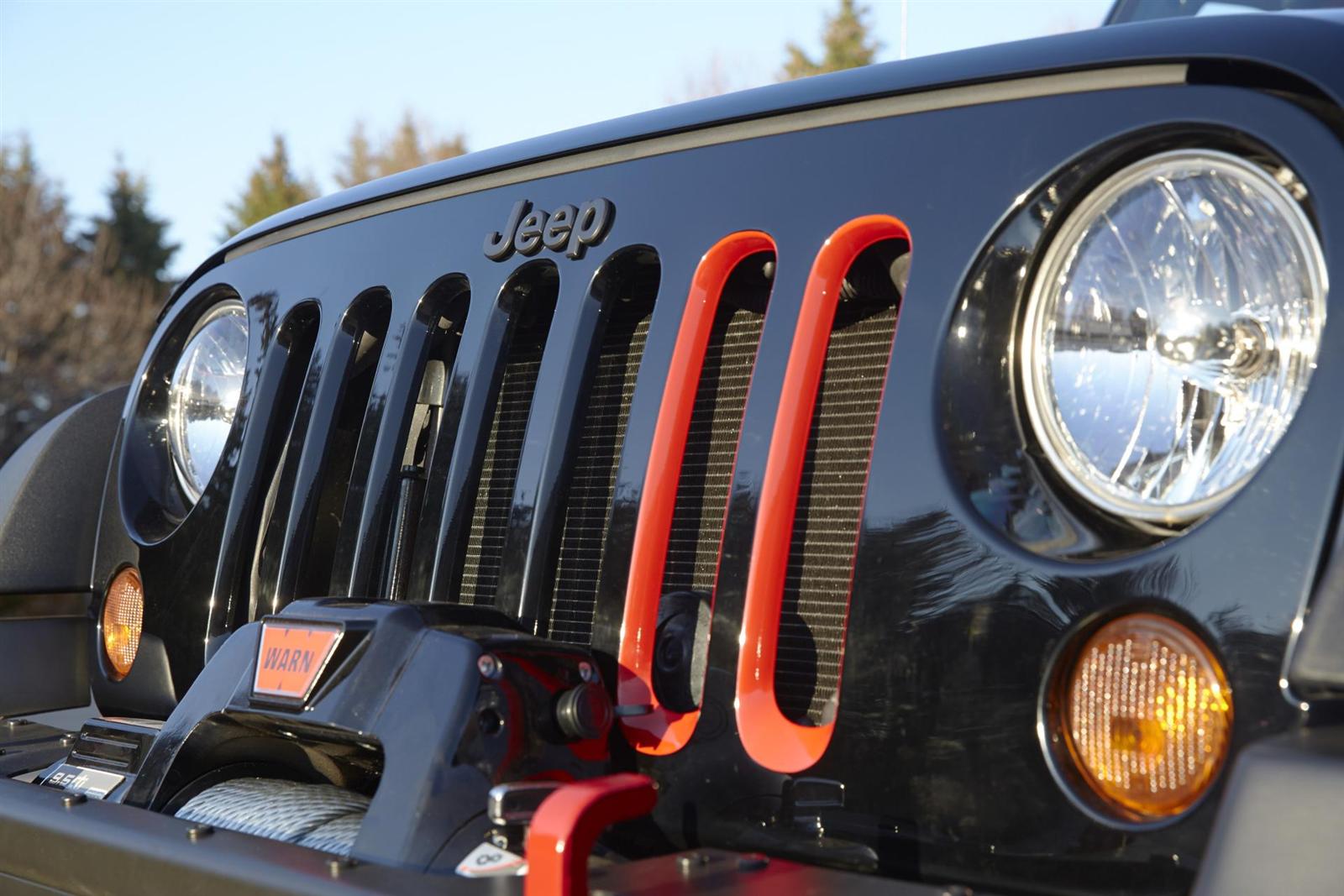 2014 Jeep Wrangler Level Red