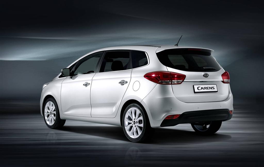 2013 Kia Carens