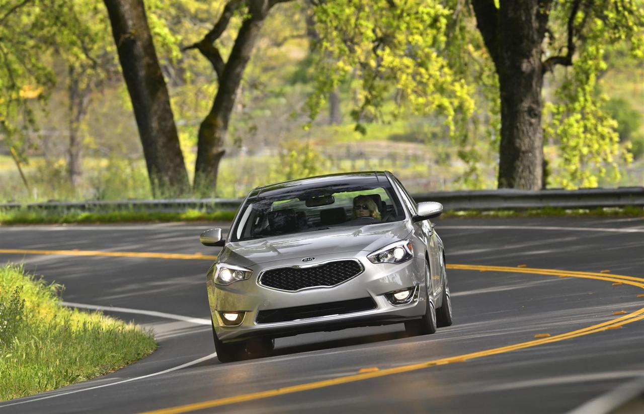 2014 Kia Cadenza