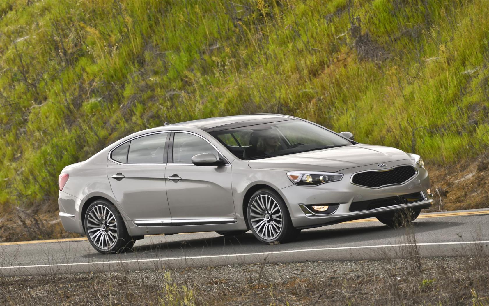 2014 Kia Cadenza