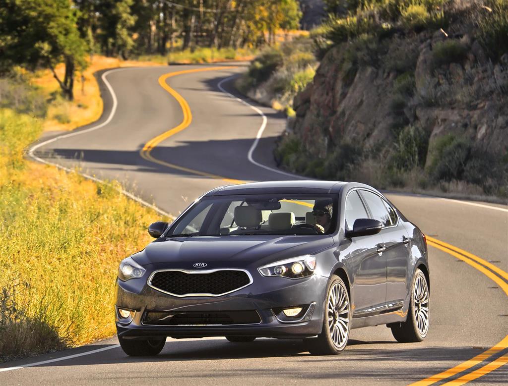 2016 Kia Cadenza