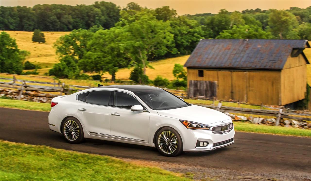 2017 Kia Cadenza